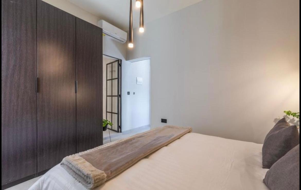 מוסטה New - Designer Finished 1 Bedroom Apartment A 5 Minutes Ferry Away From Valletta מראה חיצוני תמונה
